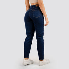 Cargar imagen en el visor de la galería, JEANS MUJER MOM  FIT  TIRO ALTO   2034 OSCURO
